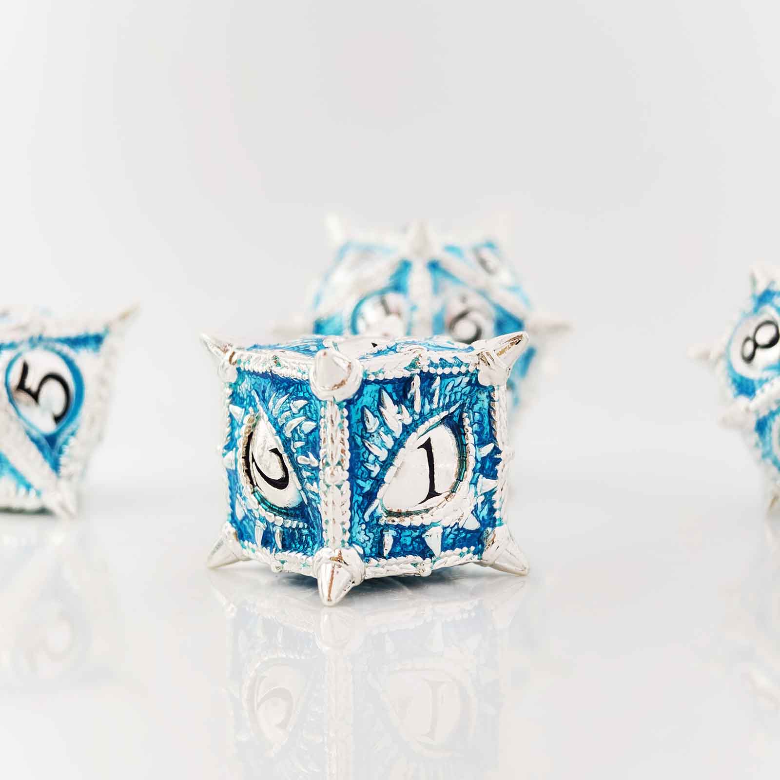 Dragon Eye Draconic Relic Metal Dnd D&d Dice Set - Silver Blue