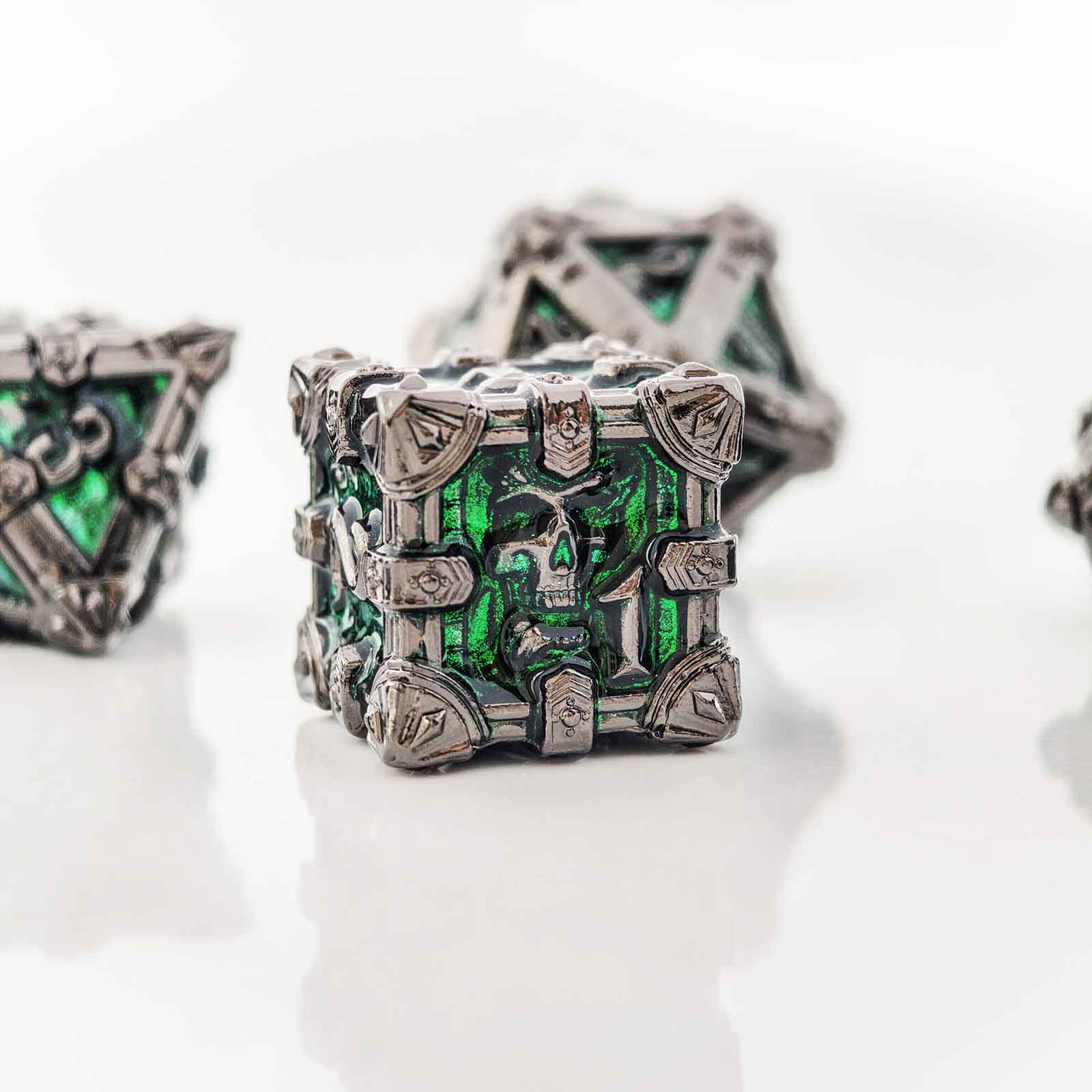 Skull Keep Gothic Relic Metal Dnd D&d Dice Set - Black Nickel Green