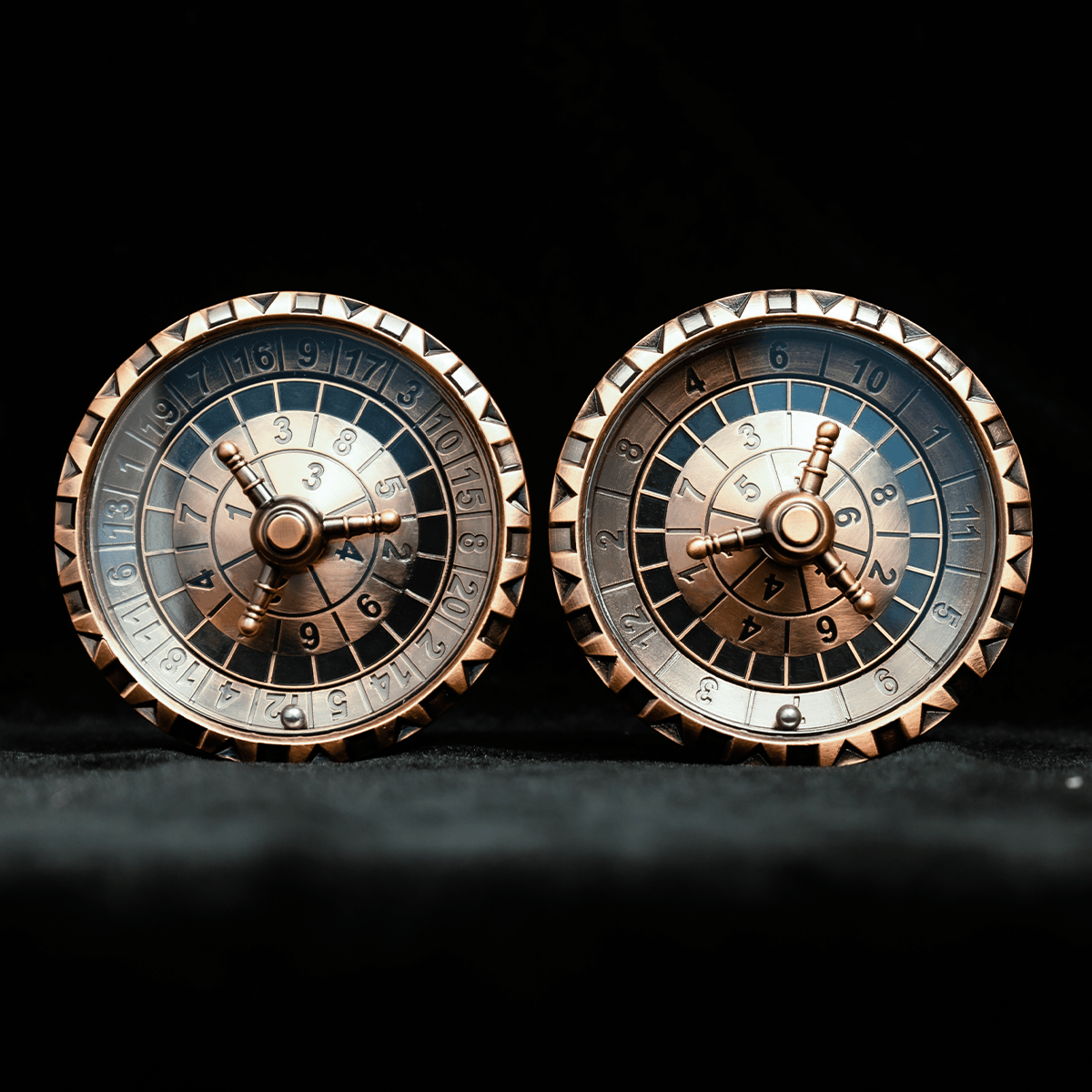Masters Dice Talisman 001 – Dual Roulette Spinner DND Dice Set for Dungeon Masters & True Fans - Masters Dice