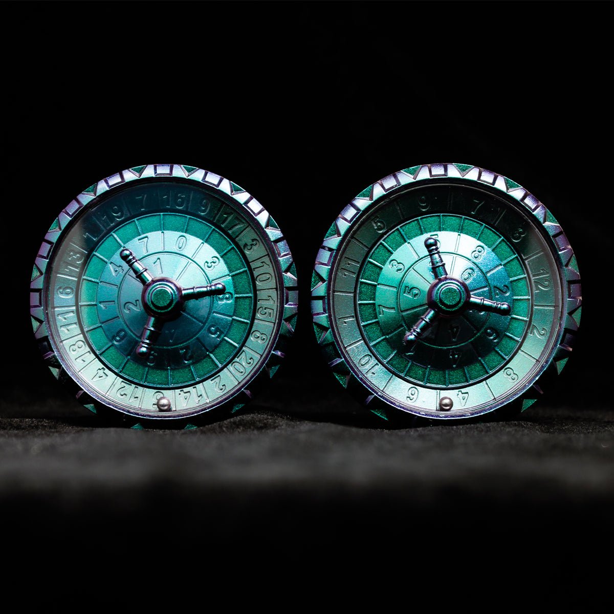 Masters Dice Talisman 001 – Dual Roulette Spinner DND Dice Set for Dungeon Masters & True Fans - Masters Dice