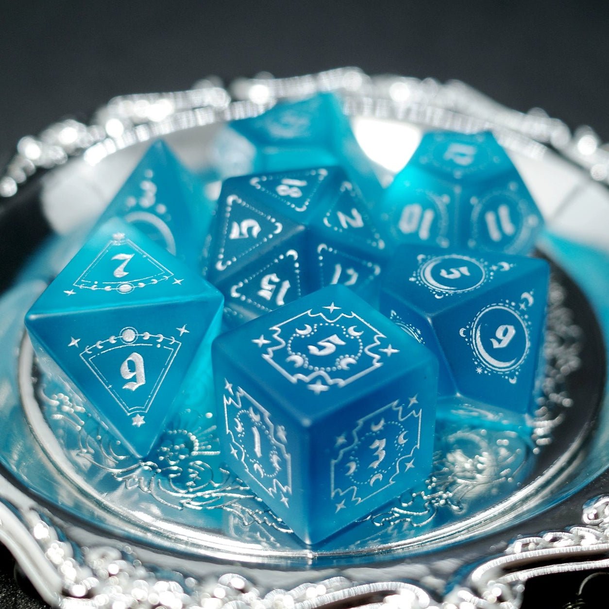 Frosted Blue Zircon Gem Dice COC Dungeons And Dragons Dnd Sea Blue TRPG - Masters Dice
