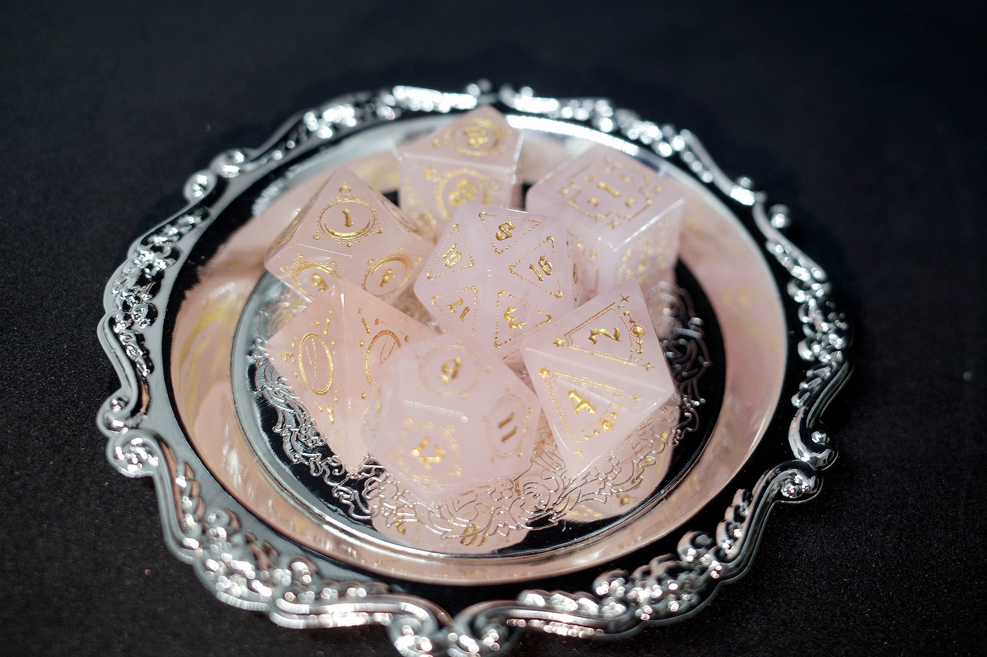 Pink Crystal Gem Dice COC Dragons And Dungeons Dnd TRPG Warhammer Dice - Masters Dice