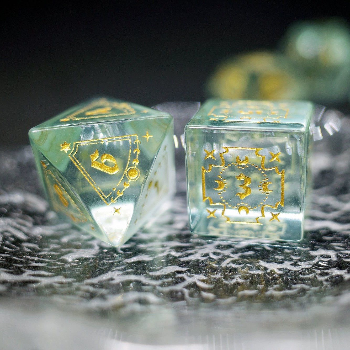 Light Green Zircon Gem Dice COC Dragons And Dungeons Dnd TRPG Warhammer Dice - Masters Dice
