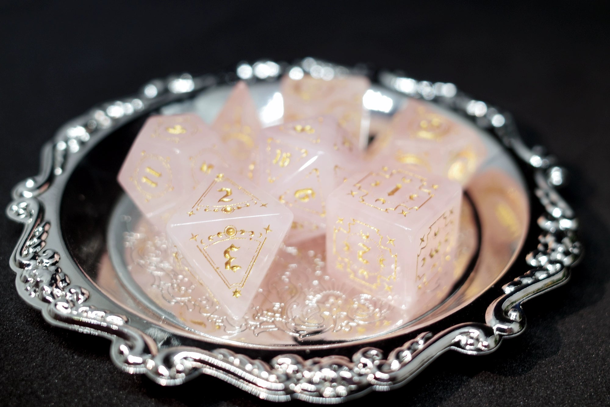 Pink Crystal Gem Dice COC Dragons And Dungeons Dnd TRPG Warhammer Dice - Masters Dice