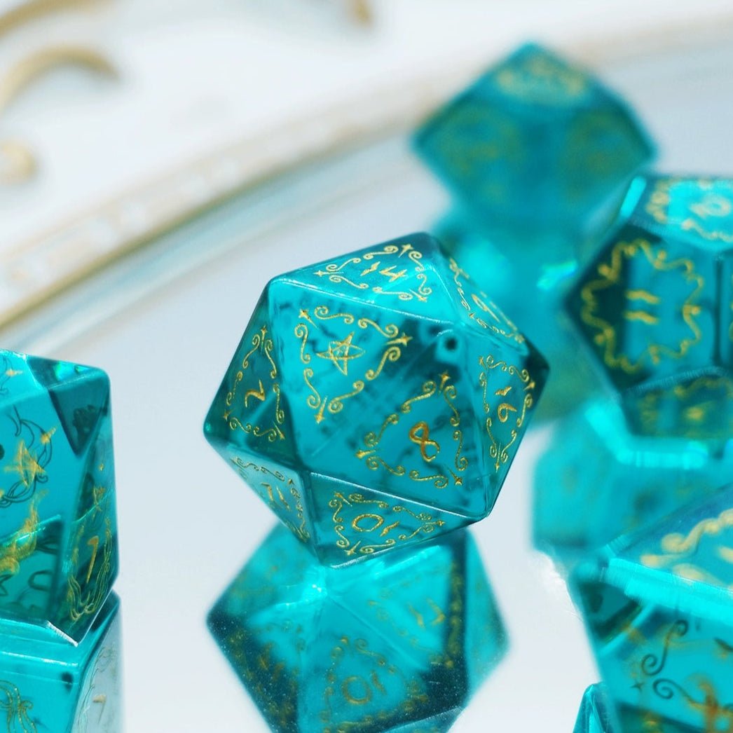 Emerald Zircon Dice Old Seal Gemstone COC Dungeons & Dragons Dnd TRPG - Masters Dice