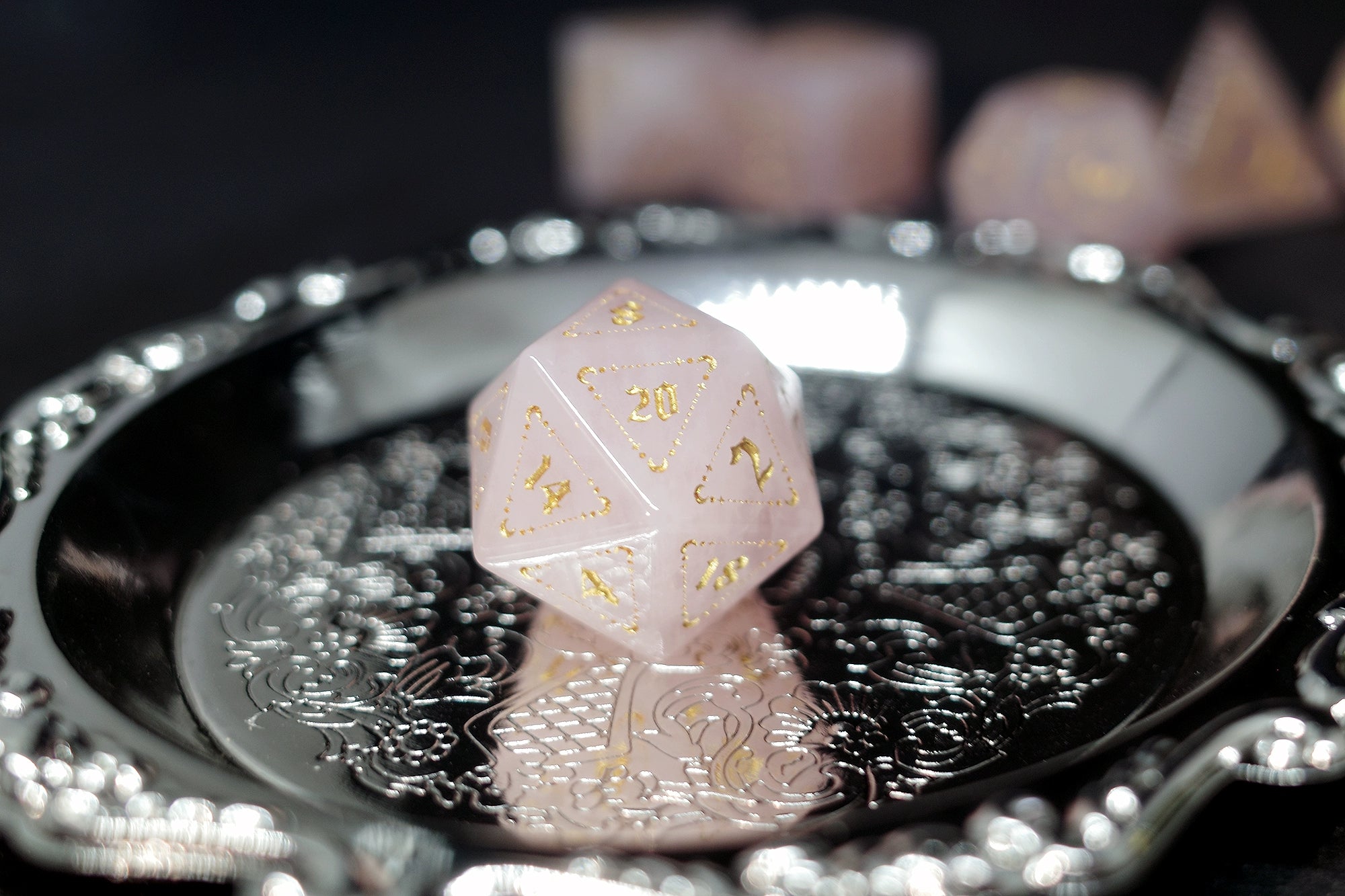 Pink Crystal Gem Dice COC Dragons And Dungeons Dnd TRPG Warhammer Dice - Masters Dice