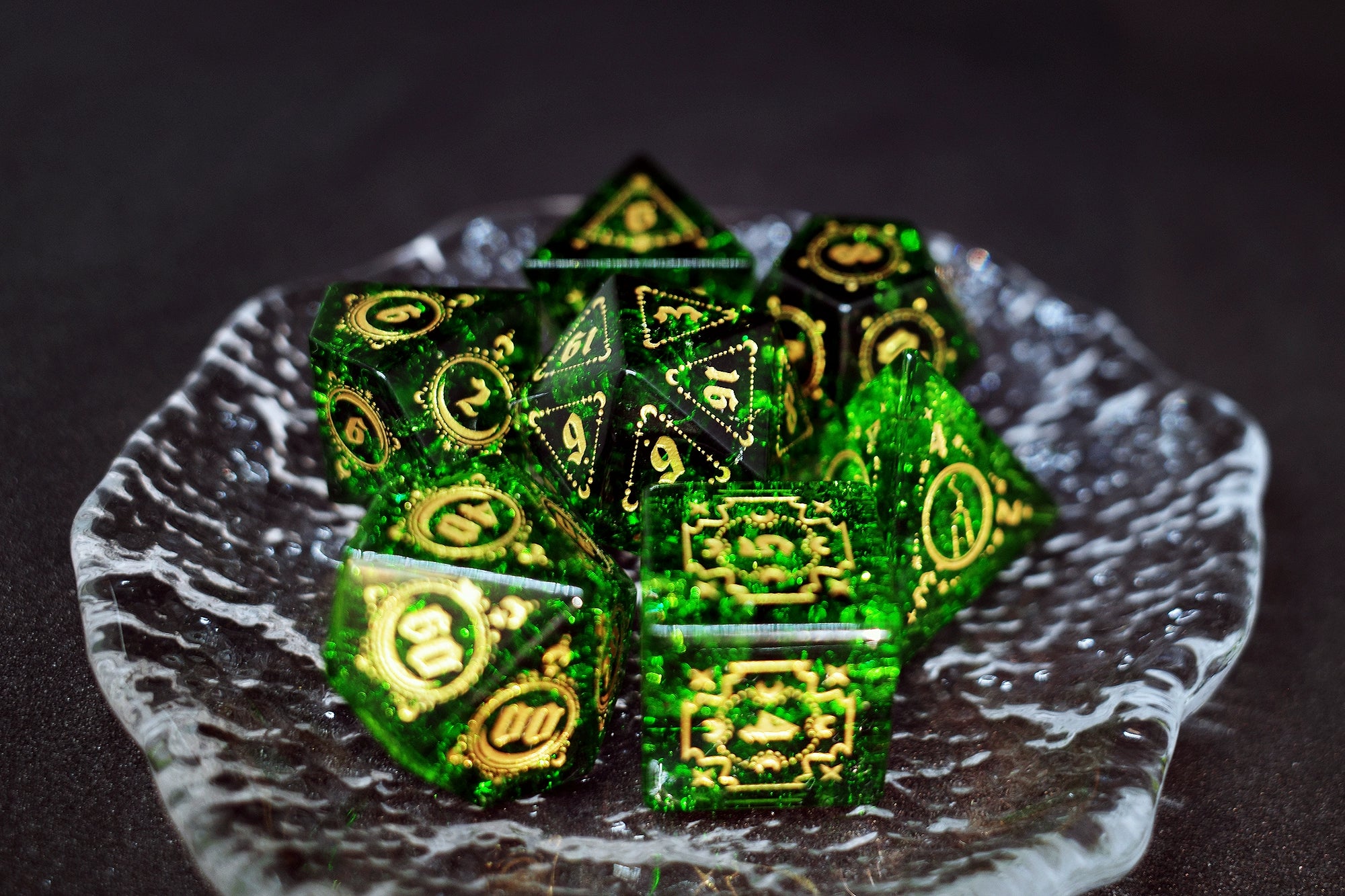 Green Zircon Lightning Popping Gem Dice COC Dungeons And Dragons Dnd TRPG - Masters Dice