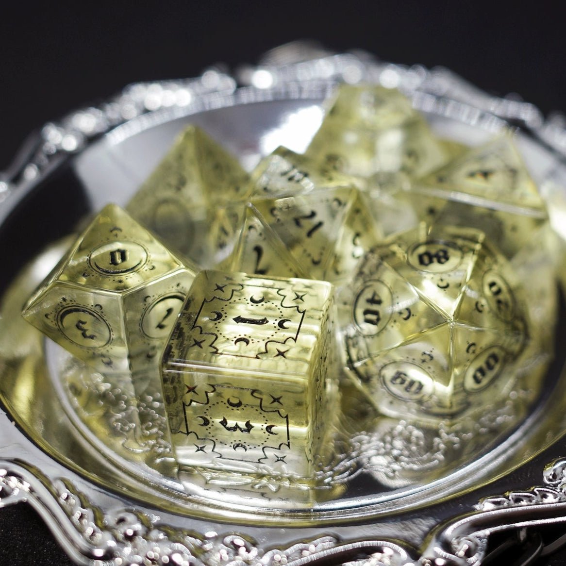 Xuanjun Seven Chapters Secret Sutra Yellow Zircon Gem Dice COC Dragon And Dungeon Dnd TRPG - Masters Dice