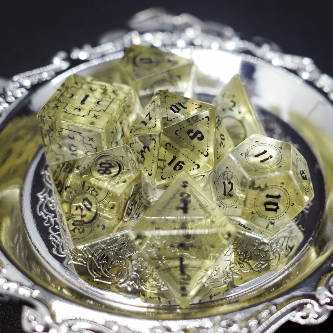 Xuanjun Seven Chapters Secret Sutra Yellow Zircon Gem Dice COC Dragon And Dungeon Dnd TRPG - Masters Dice