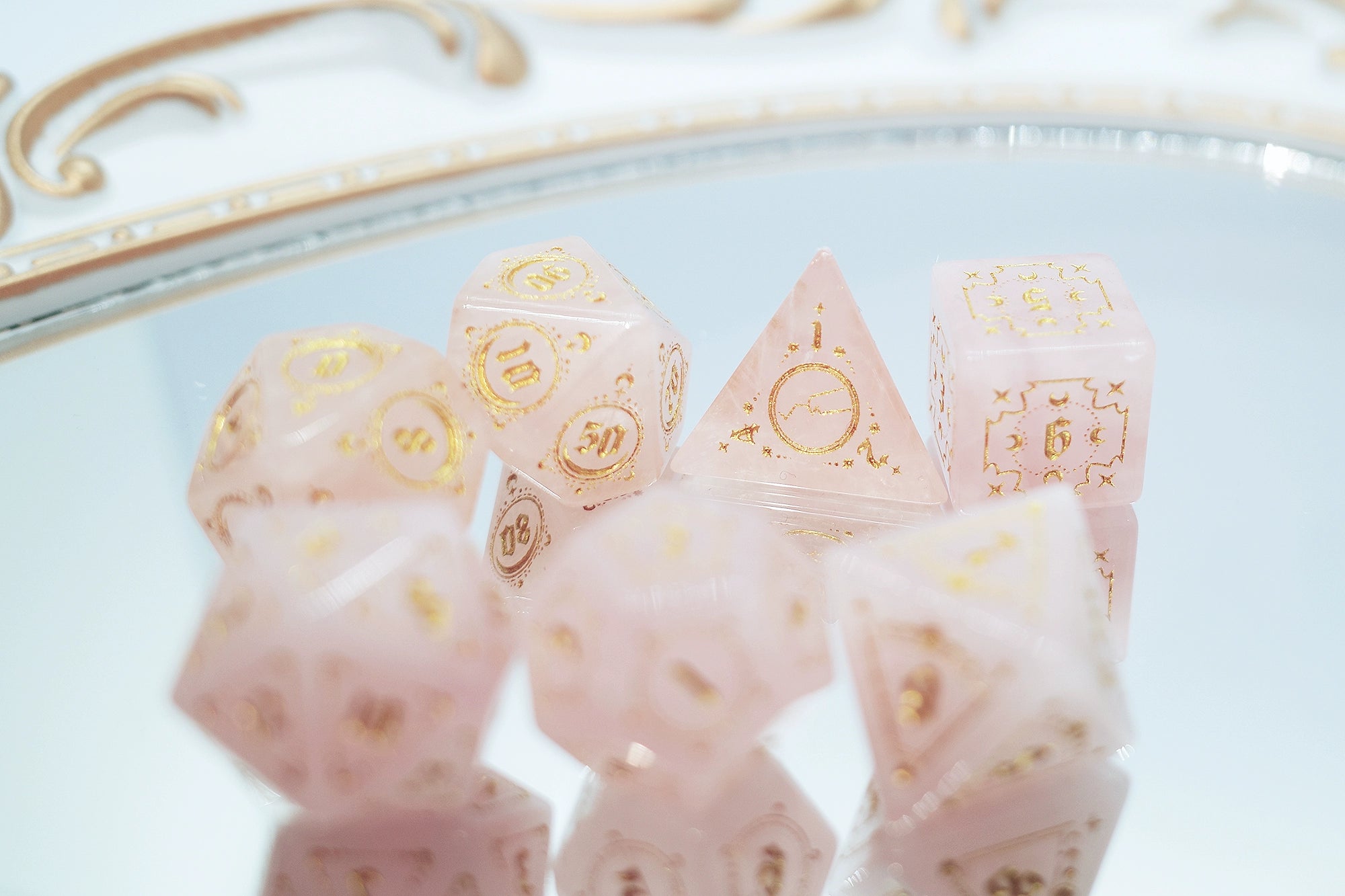 Pink Crystal Gem Dice COC Dragons And Dungeons Dnd TRPG Warhammer Dice - Masters Dice