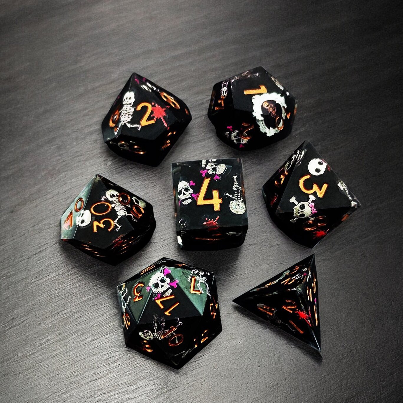 Black Gold Phantom Flame Resin Dnd D&d Dice Set - Masters Dice