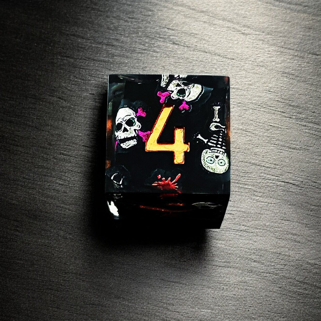 Black Gold Phantom Flame Resin Dnd D&d Dice Set - Masters Dice