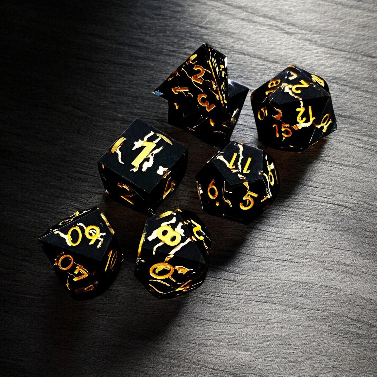 Golden Tinsel Resin Dnd D&d Dice Set - Masters Dice