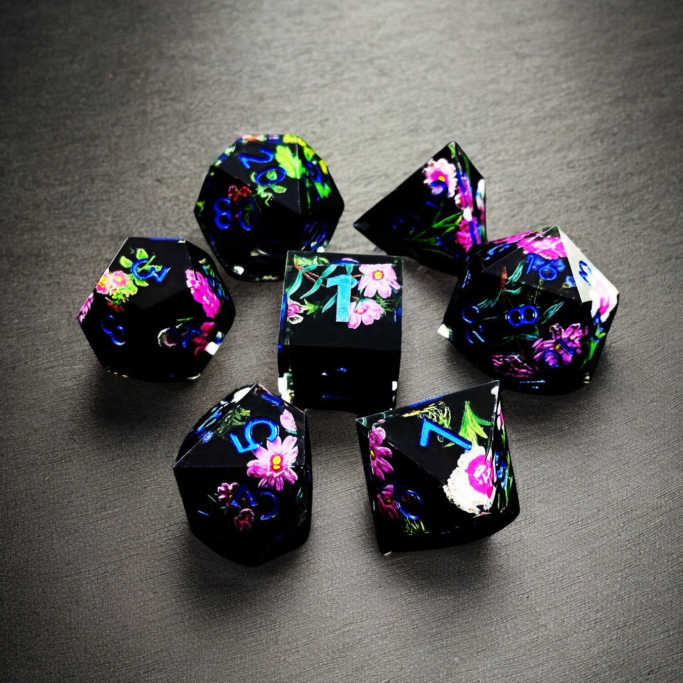Nightshade Blossom Resin Dnd D&d Dice Set - Masters Dice