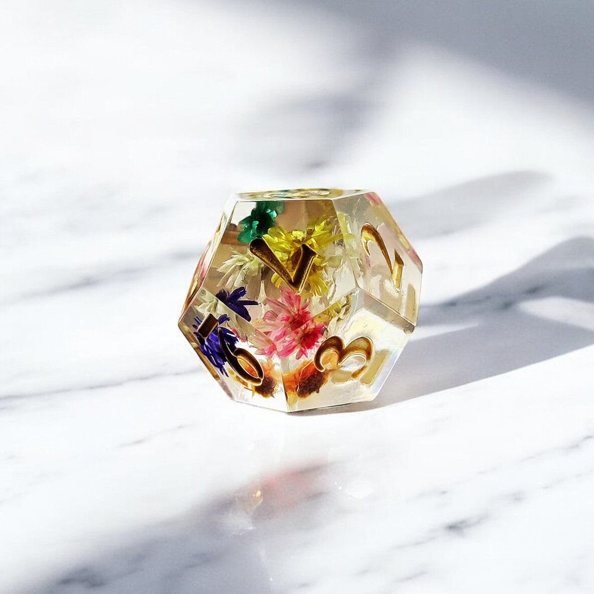 Transparent Flower Blooming Garde Resin Dnd D&d Dice Set - Masters Dice