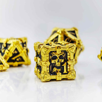 Skull Keep Gothic Relic Metal Dnd D&d Dice Set - Gold Black